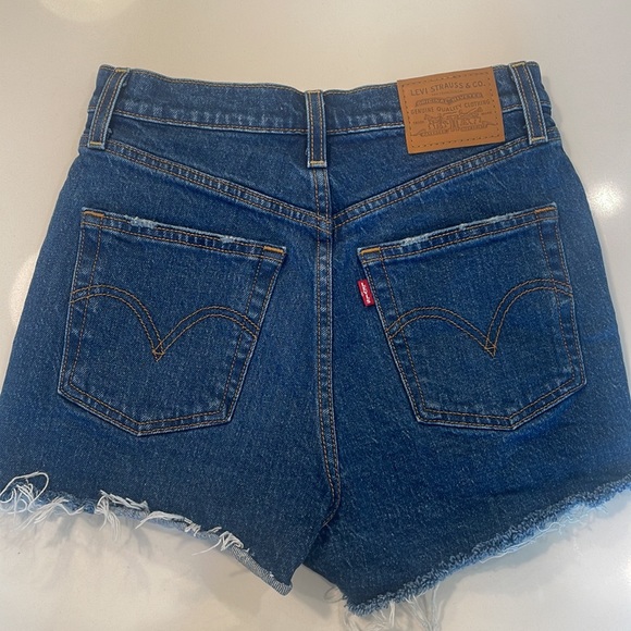 Denim Levi’s - Picture 2 of 2